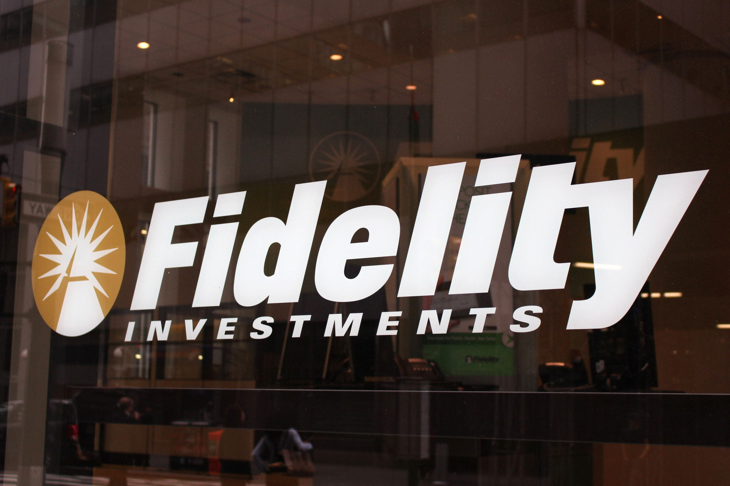 Fidelity to allow investors to put bitcoin in their 401(k) accounts