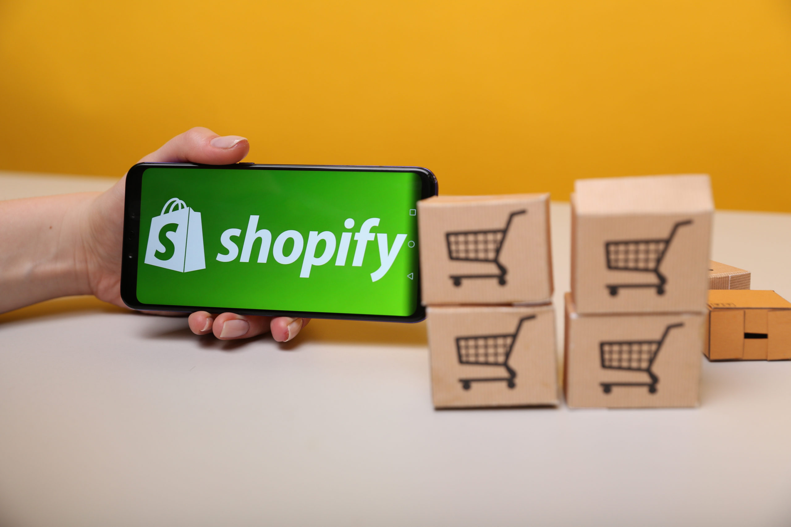 Shopify expands crypto payment options after Crypto.com deal