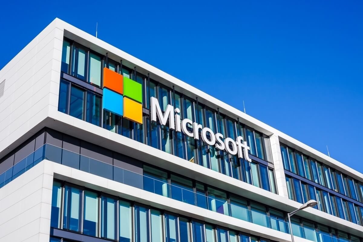 Microsoft Pulls the Plug on Industrial Metaverse Team – Here’s What Happened
