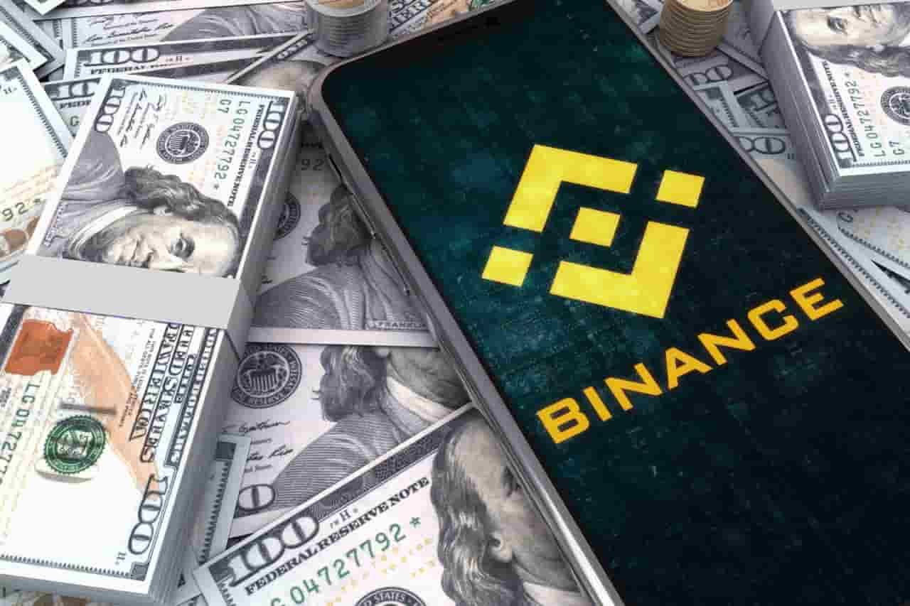 Investors flock to support Binance after SEC lawsuit