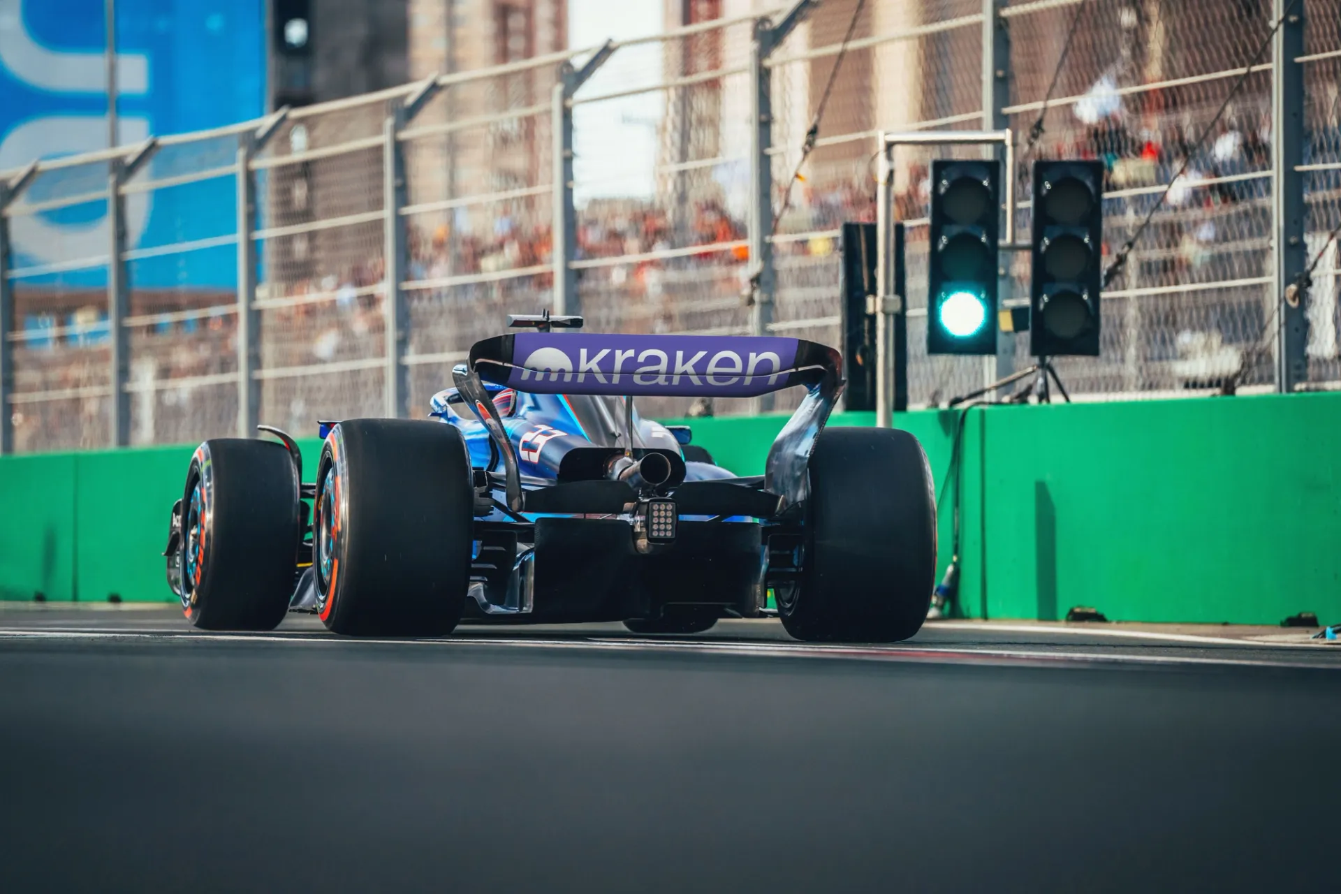 Kraken gives fans chance to put NFT on an F1 racecar at Austin Grand Prix