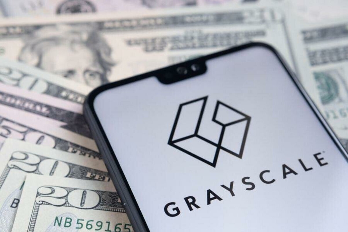 Grayscale Emerges as Second-Largest BTC Holder According to Arkham Intelligence